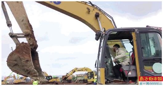 国产的挖机老款视频,重温经典之作