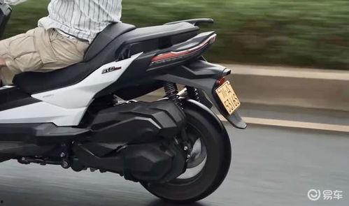 本田佛沙国产350视频,国产摩托新标杆，性能与颜值并存