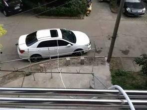 国产新能源车事故视频,安全驾驶，共筑绿色出行未来